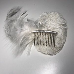 🌸4/$20🌸Flower&Feather Hair Comb